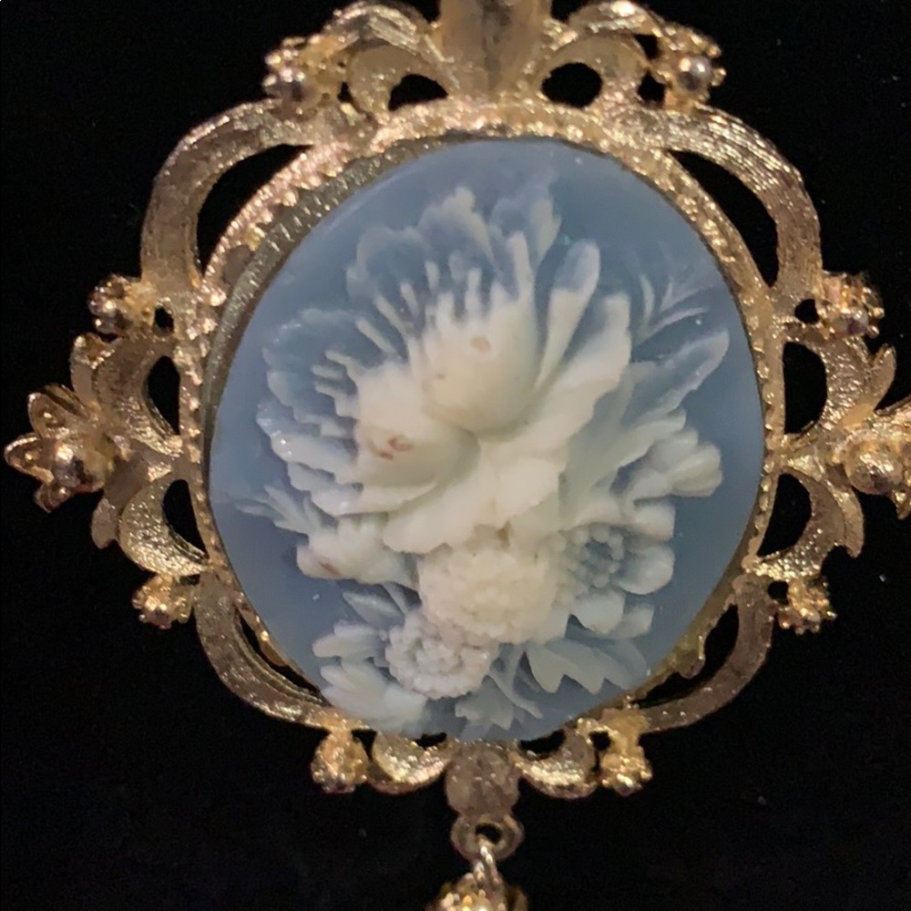 Necklace - Picture 3 of 3